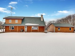 1091 Holland Rd, Kaukauna, WI 54130