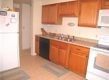 4th image of 146 McDonald Dr