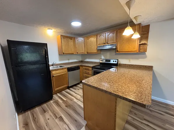 9-4813 Sardis Rd, Pittsburgh, PA 15239
