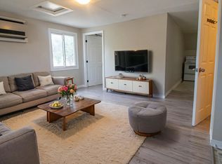 19 Page St #9, Saint Catharines, ON L2R 4A4
