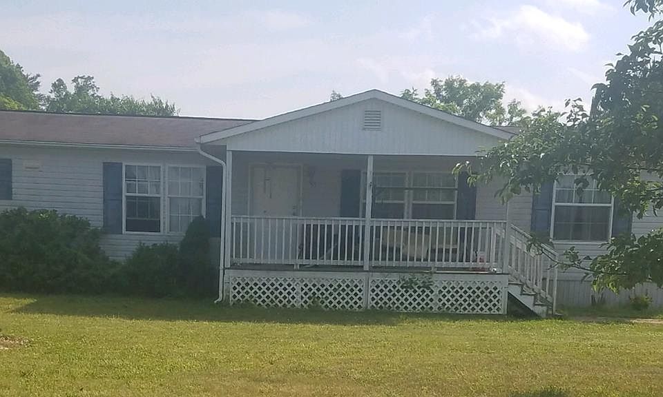 2nd image of 855 N Fork Rd