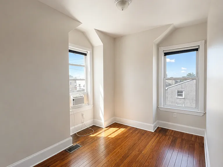 4367 Pechin St #3 — Photo 13