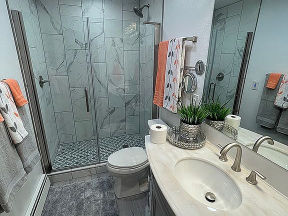 Master bathroom 