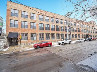 1760 W Wrightwood Ave APT 102, Chicago, IL 60614