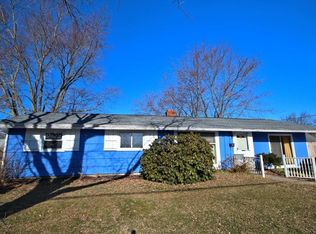 7 Virginia Rd, Holbrook, MA 02343