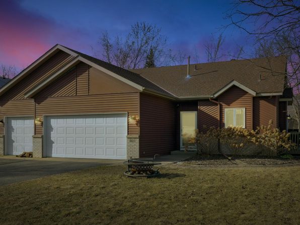 1105 4th St N, Sartell, MN 56377