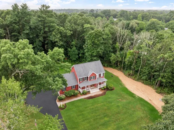 107 Summit Dr, East Bridgewater, MA 02333