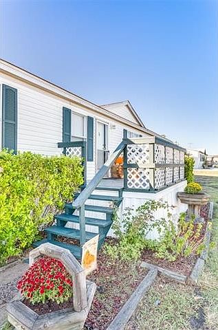 1st image of 3109 Shady Creek Cir