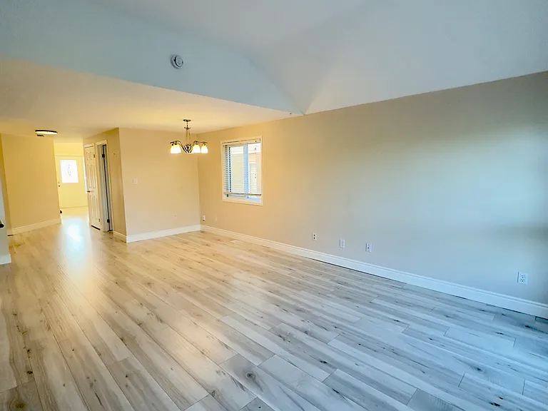 908 Copper Leaf Cres — Photo 9