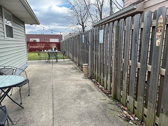 5th image of 37414 Green Dr