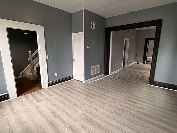 4th image of 722 2nd Ave Unit 1