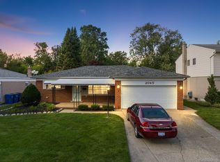2045 Shady Dr, Warren, MI