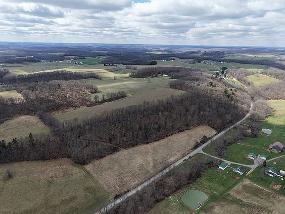 3rd image of 0 Maple Leaf Rd