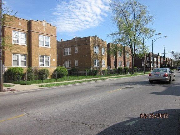 3rd image of 1418 N Central Ave