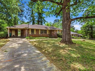 1949 Capri Dr, Decatur, GA 30032
