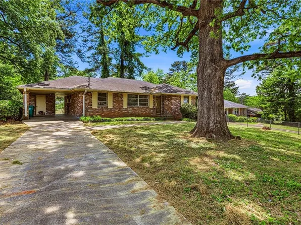 1949 Capri Dr, Decatur, GA 30032