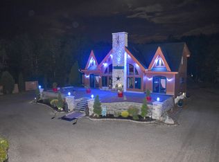 1049 Limerick Rd, Arundel, ME 04046