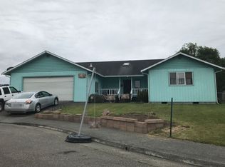 3373 Covey Ct, Fortuna, CA 95540