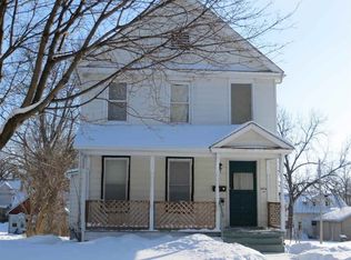 527 W 15th St, Davenport, IA