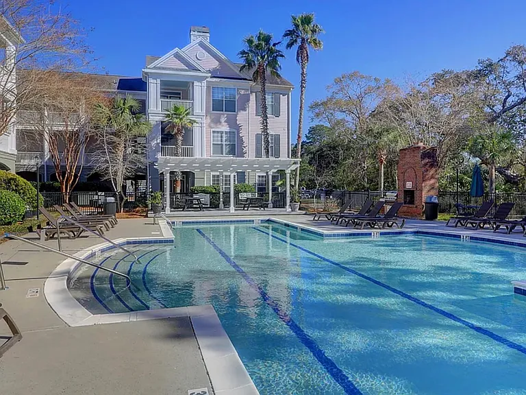 130 River Landing Dr — Photo 14