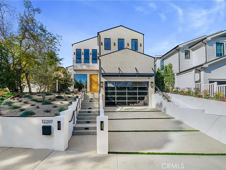 12207 Valleyheart Dr — Photo 1
