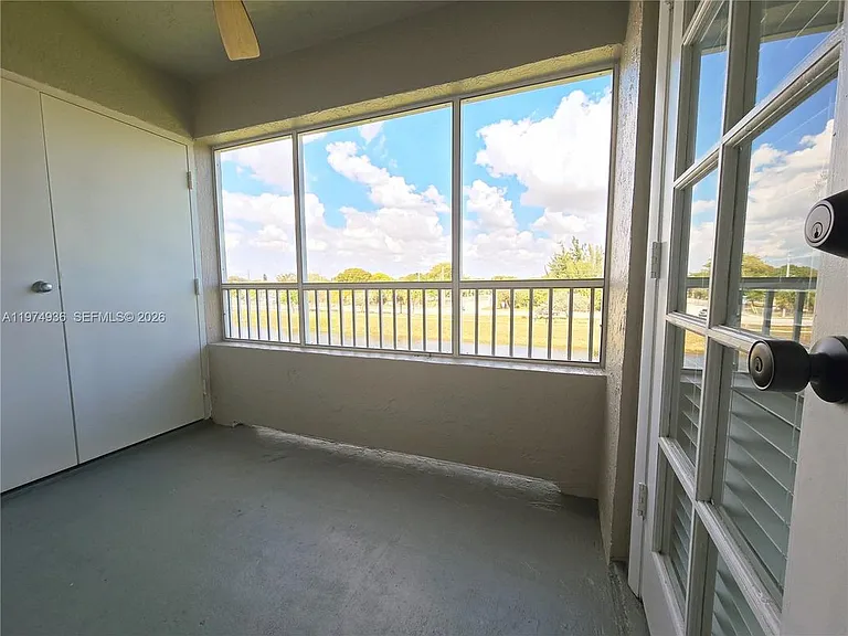 2881 N Oakland Forest Dr #310 — Photo 14