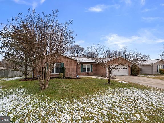 2nd image of 8149 Silo Rd