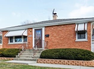 4433 Stanley Ave, Downers Grove, IL 60515