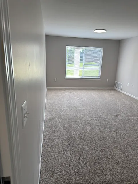 1 bed, $774 — Photo 4