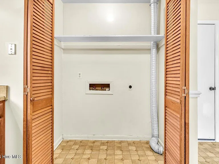 1019 Blue Leaf Pl — Photo 19