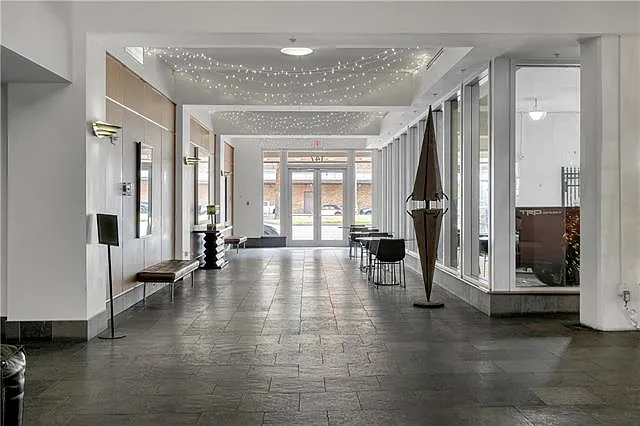 1 bed, 1.0 bath, 628 sqft, $2,000 — Photo 4