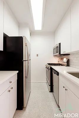 Rented by Mirador Real Estate | media 27