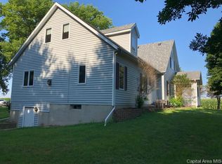 8500 Buckhart Rd, Rochester, IL 62563