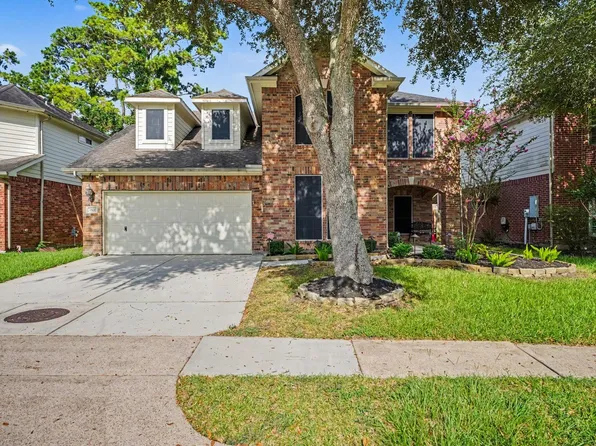 3808 Armand Dr, Dickinson, TX 77539