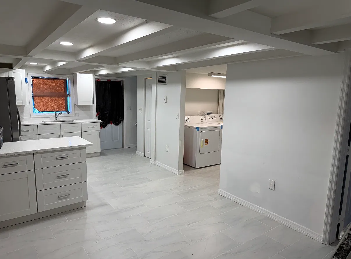 5 bed, 1616 sqft, $2,700 — Photo 3
