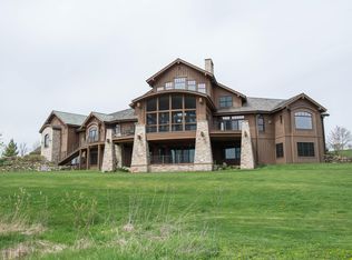34709 52nd St, Burlington, WI 53105