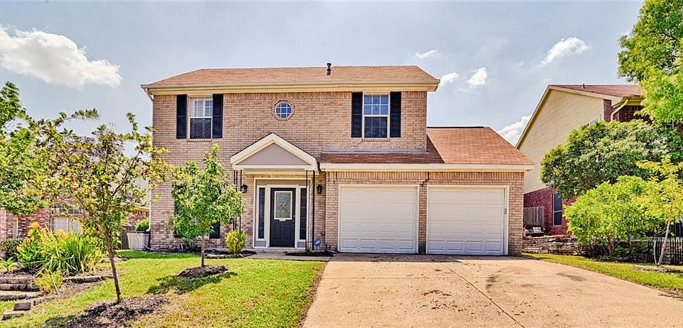 1st image of 713 Lionel Way