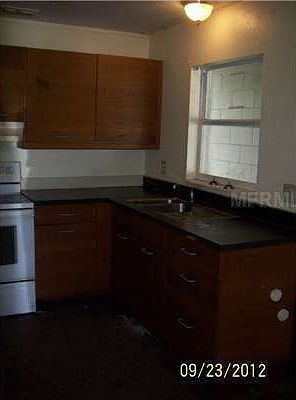 3rd image of 4452 Piedmont St