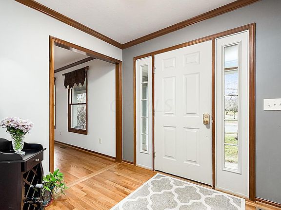 2nd image of 4970 Longbenton Way