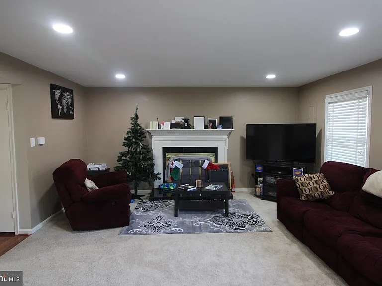 6609 Indian Trail Ct — Photo 9