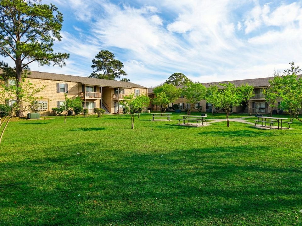 1st image of 2350 Park Place Dr APT 132