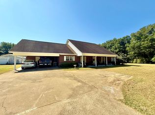 294 Montgomery St, Goshen, AL 36035