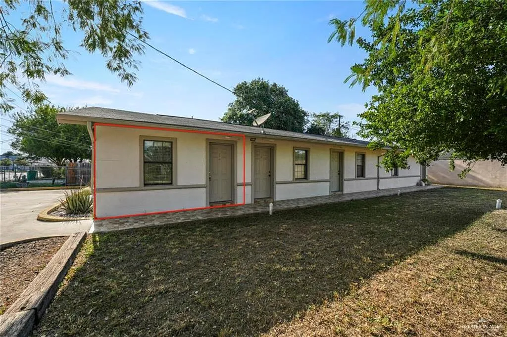 1 bed, 1.0 bath, 2448 sqft, $650 — Photo 2