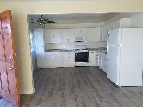 New Kitchen and appliances