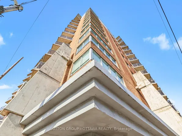 429 Somerset St W #703, Ottawa, ON K2P 2P5