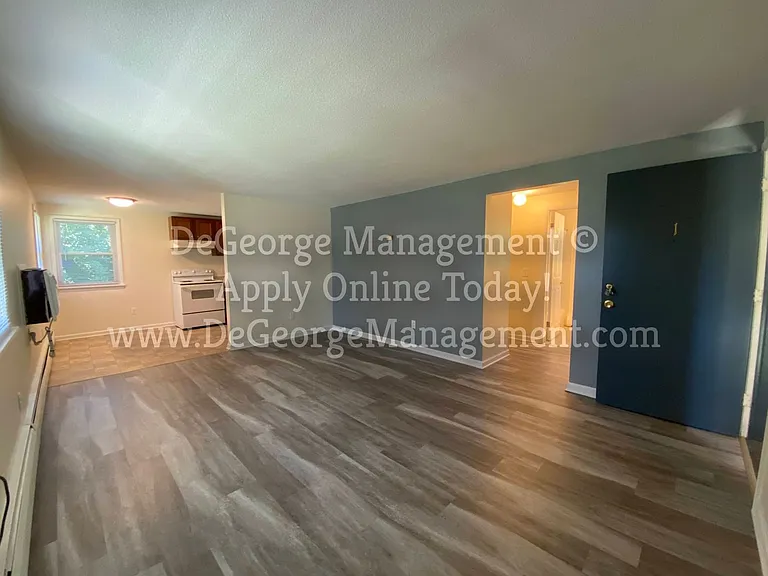 Walworth Garden Apartments — Photo 60