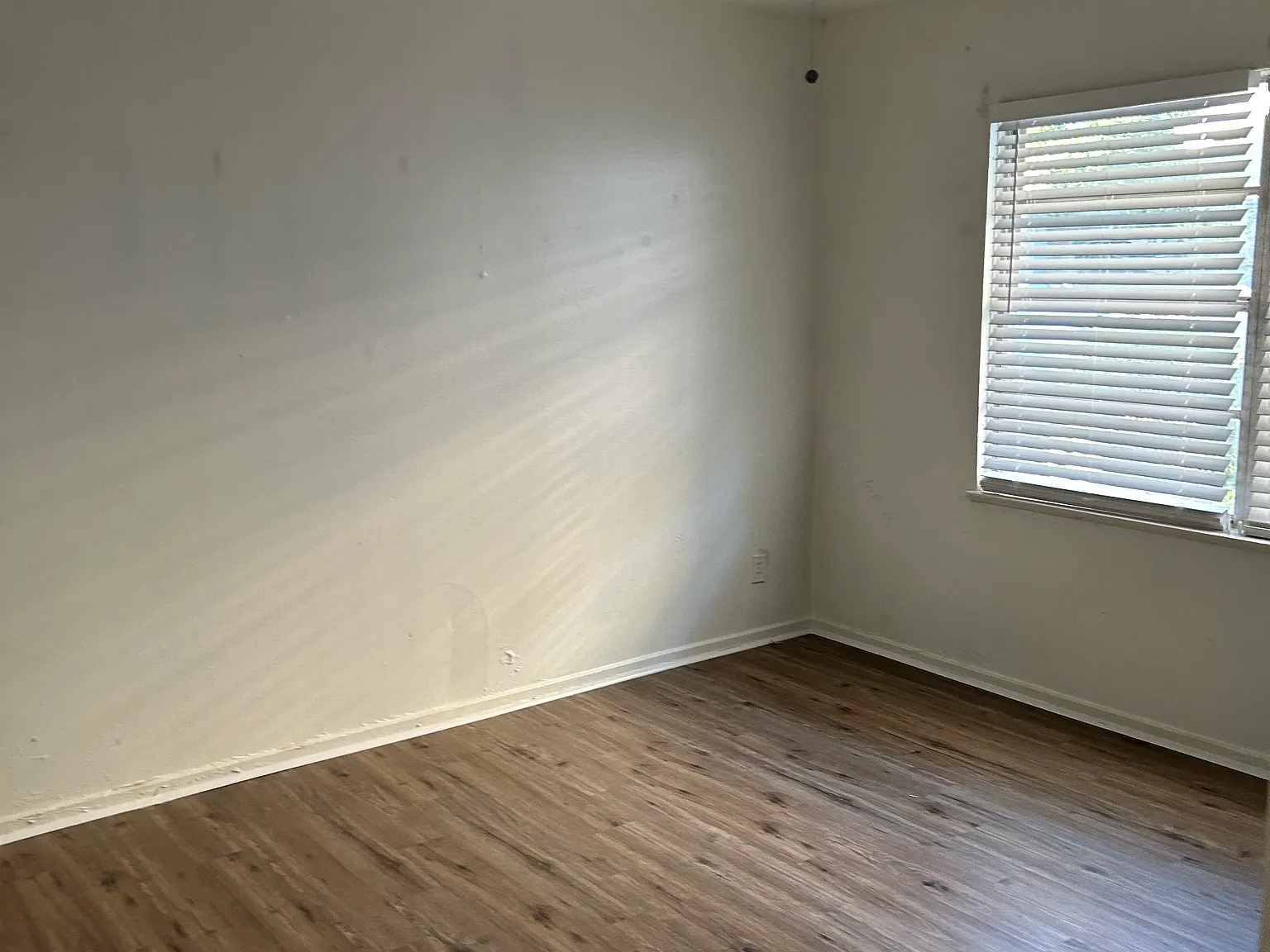 3 bed, 1610 sqft, $1,800 — Photo 4