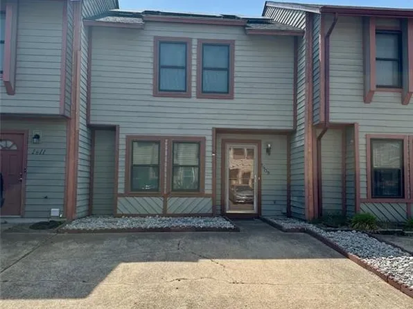 1409 Northface Ct, Virginia Beach, VA 23462