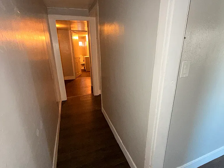 1 Olive St #1 — Photo 3