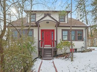 32 Lynwood Road, Scarsdale, NY 10583